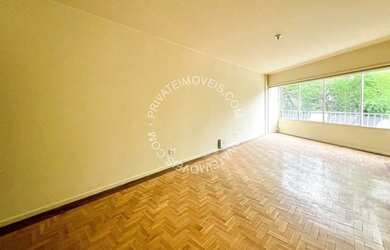 Imagem: O apartamento possui 3 Dormitórios, 2 Banheiros, 129m² de