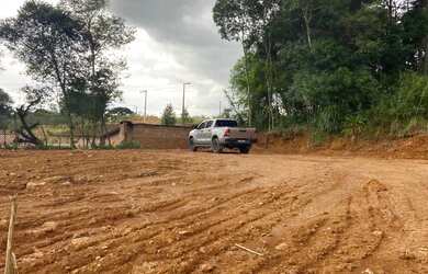 Imagem: O terreno possui 800m² de Área e está localizado em Quitandinha