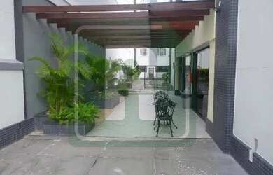 Imagem: O apartamento possui 2 Dormitórios, 2 Banheiros, 70m² de Área