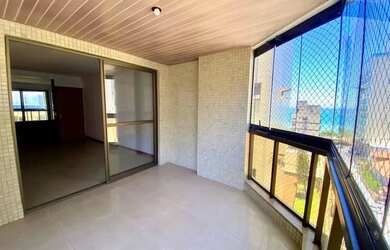 Imagem: O apartamento possui 3 Dormitórios, 3 Banheiros, 2 Vagas na