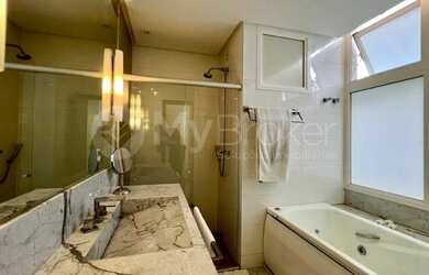 Imagem 7: Casa de condomínio sobrado para venda com 374 metros quadrados com 3...