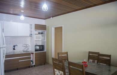 Imagem 7: Excelente Casa com Piscina CA309