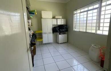 Imagem 12: Excelente Casa, Região Sul, Por 360 Mil, Única no Lote