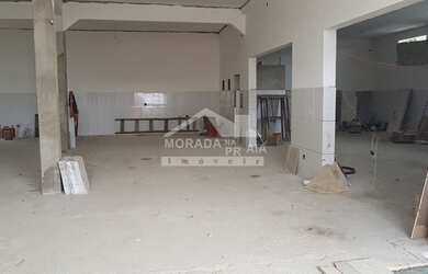 Imagem 4: Loja ENORME na Mirim, 180 m², Portas de Aço, Confira na Imobiliária...