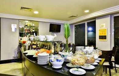 Imagem: A kitnet possui 1 Dormitório, 1 Banheiro, 1 Vaga na garagem