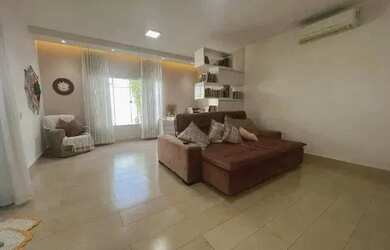 Imagem: A casa possui 3 Dormitórios, 1 Banheiro, 85m² de Área e