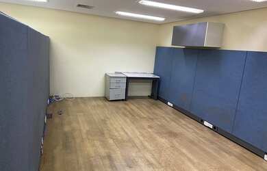 Imagem 2: Galpão/Depósito/Armazém para aluguel e venda possui 700 metros quadrados