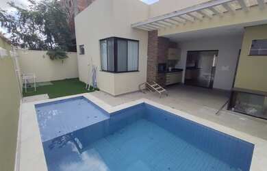 Imagem: A casa em condomínio possui 3 Dormitórios, 4 Banheiros, 4