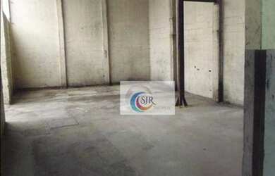 Imagem: O depósito possui 5 Vagas na garagem, 2.684m² de Área e