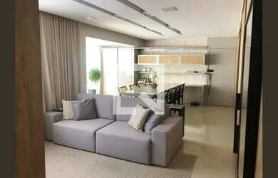 Imagem: O apartamento possui 2 Dormitórios, 4 Banheiros, 2 Vagas na