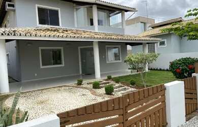 Imagem: A casa em condomínio possui 4 Dormitórios, 5 Banheiros, 2