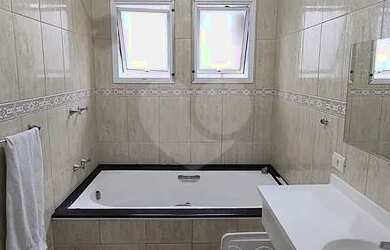 Imagem 7: Sobrado no bairro do Limão