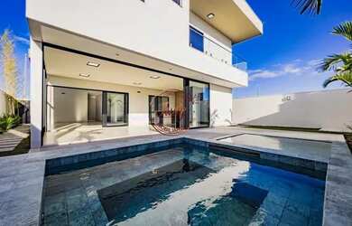 Imagem 1: Sobrado Maravilhoso no Condomínio Jardins Versailles - Uberlândia-MG