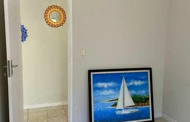 Imagem 1: ALUGO VILLAGE EM ITAPUÃ, 3/4, R$ 1.800,00 INCLUSO TAXAS DE CONDOMÍNIO...