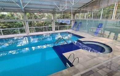 Imagem: A casa em condomínio possui 5 Dormitórios, 5 Banheiros, 2