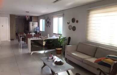 Imagem 7: Casa Plana no Montese. Varanda, 3 Vagas na garageme4 Dormitórios