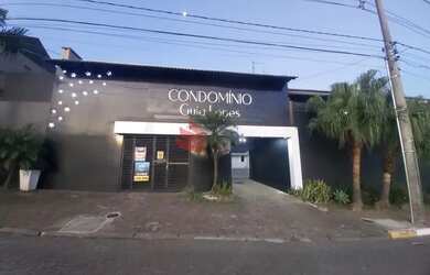 Imagem: O apartamento possui 1 Dormitório, 1 Banheiro, 1 Vaga na garagem