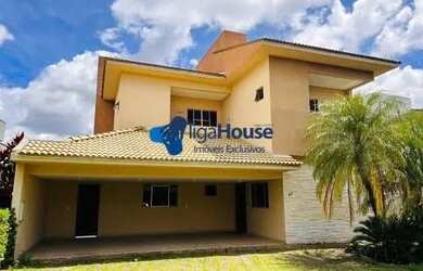 Imagem: A casa em condomínio possui 4 Dormitórios, 5 Banheiros, 5