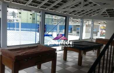 Imagem: O apartamento possui 4 Dormitórios, 4 Banheiros, 2 Vagas na