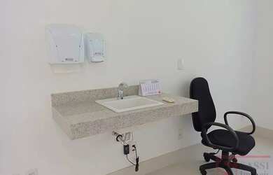 Imagem 6: Sala Comercial em CENTRO. Ar-condicionadoe18m² de Área