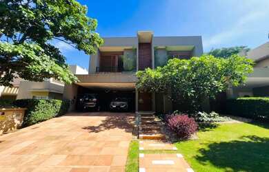 Imagem: A casa em condomínio possui 3 Dormitórios, 5 Banheiros, 2