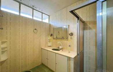 Imagem 16: Casa com com 4 quartos e 261m² para alugar