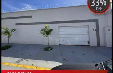 Imagem: A casa possui 3 Dormitórios, 2 Banheiros, 3 Vagas na garagem