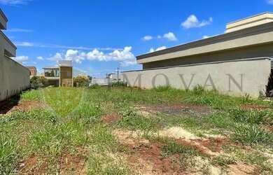 Imagem: O terreno possui 360m² de Área e está localizado em Ribeirão
