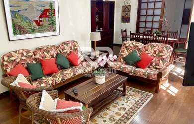 Imagem: A casa em condomínio possui 3 Dormitórios, 4 Banheiros, 1