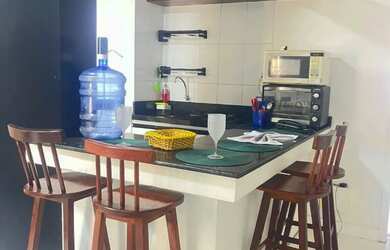 Imagem 8: Farol barra flat, ótima localização, desceu tá na praia