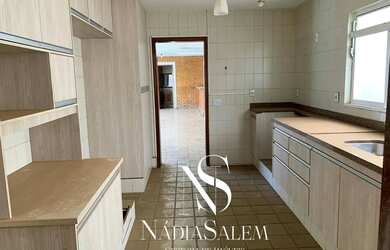 Imagem 14: Imóvel para aluguel e venda com 368 metros quadrados com 4 quartos em...