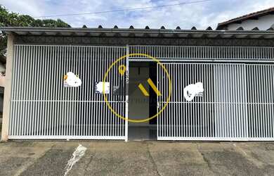 Imagem: O depósito possui 3 Vagas na garagem, 144m² de Área e está