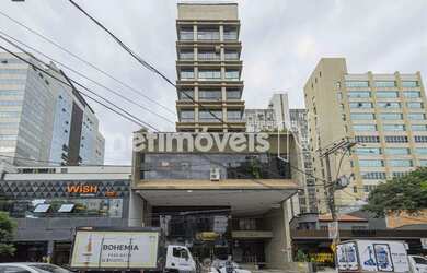 Imagem: O depósito possui 4 Vagas na garagem e 507m² de Área e está