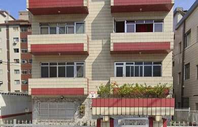 Imagem: A kitnet possui 1 Dormitório, 1 Banheiro, 1 Vaga na garagem