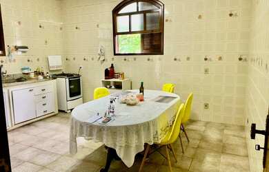 Imagem 6: Casarão antiga. Piscina, Churrasqueira, Varandae658m² de Área