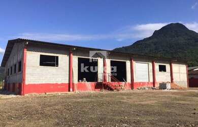 Imagem: O depósito possui 600m² de Área e está localizado em Ilha