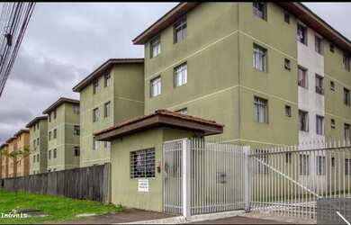 Imagem: O apartamento possui 3 Dormitórios, 1 Banheiro, 1 Vaga na garagem