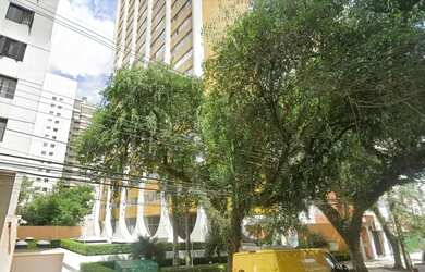 Imagem: O apartamento possui 4 Dormitórios, 3 Banheiros, 1 Vaga na