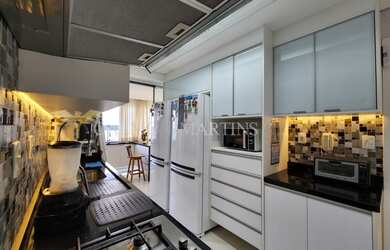 Imagem 11: Apartamento andar alto, com 3 suítes em 134m² com 2 vagas de garagem...