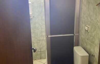 Imagem 6: ALUGO KITNET. 1 Banheiro