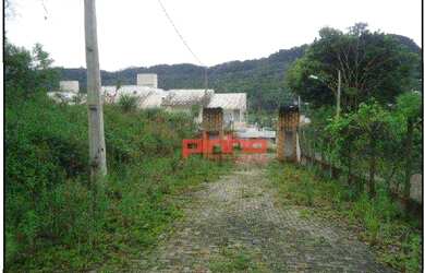 Imagem: O terreno possui 2m² de Área e está localizado em Fundo