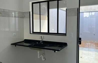 Imagem 8: Casa Jardim Bertoni. Varanda, 71m² de Área, 2 Vagas na garageme3 Dormitórios