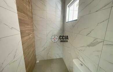 Imagem: A casa possui 2 Dormitórios, 2 Banheiros, 1 Vaga na garagem