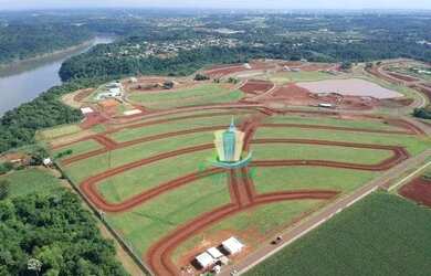 Imagem: O terreno possui 500m² de Área e está localizado em Yolanda