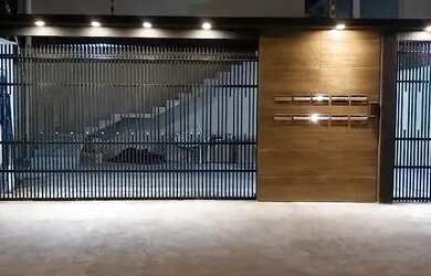 Imagem: O apartamento possui 2 Dormitórios, 2 Banheiros, 2 Vagas na