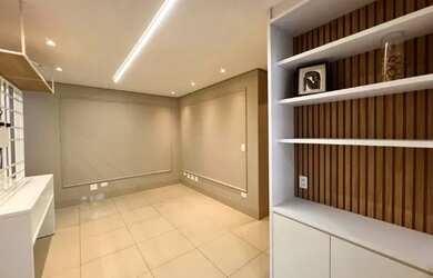 Imagem: O apartamento possui 3 Dormitórios, 2 Banheiros, 1 Vaga na