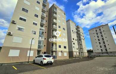 Imagem: O apartamento possui 2 Dormitórios, 1 Banheiro, 1 Vaga na garagem