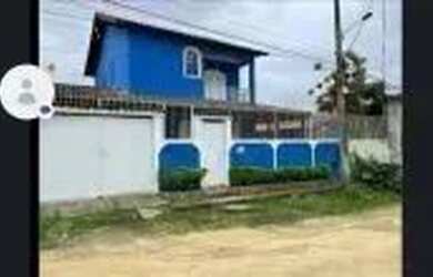 Imagem: A casa possui 2 Dormitórios, 2 Banheiros, 2 Vagas na garagem