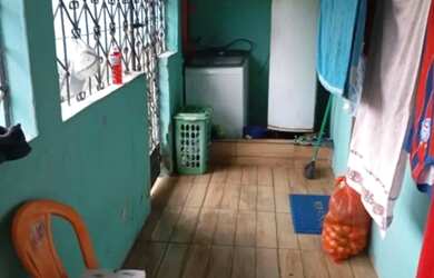 Imagem: A casa possui 3 Dormitórios, 1 Banheiro, 1 Vaga na garagem