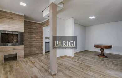 Imagem: O apartamento possui 3 Dormitórios, 1 Banheiro, 2 Vagas na